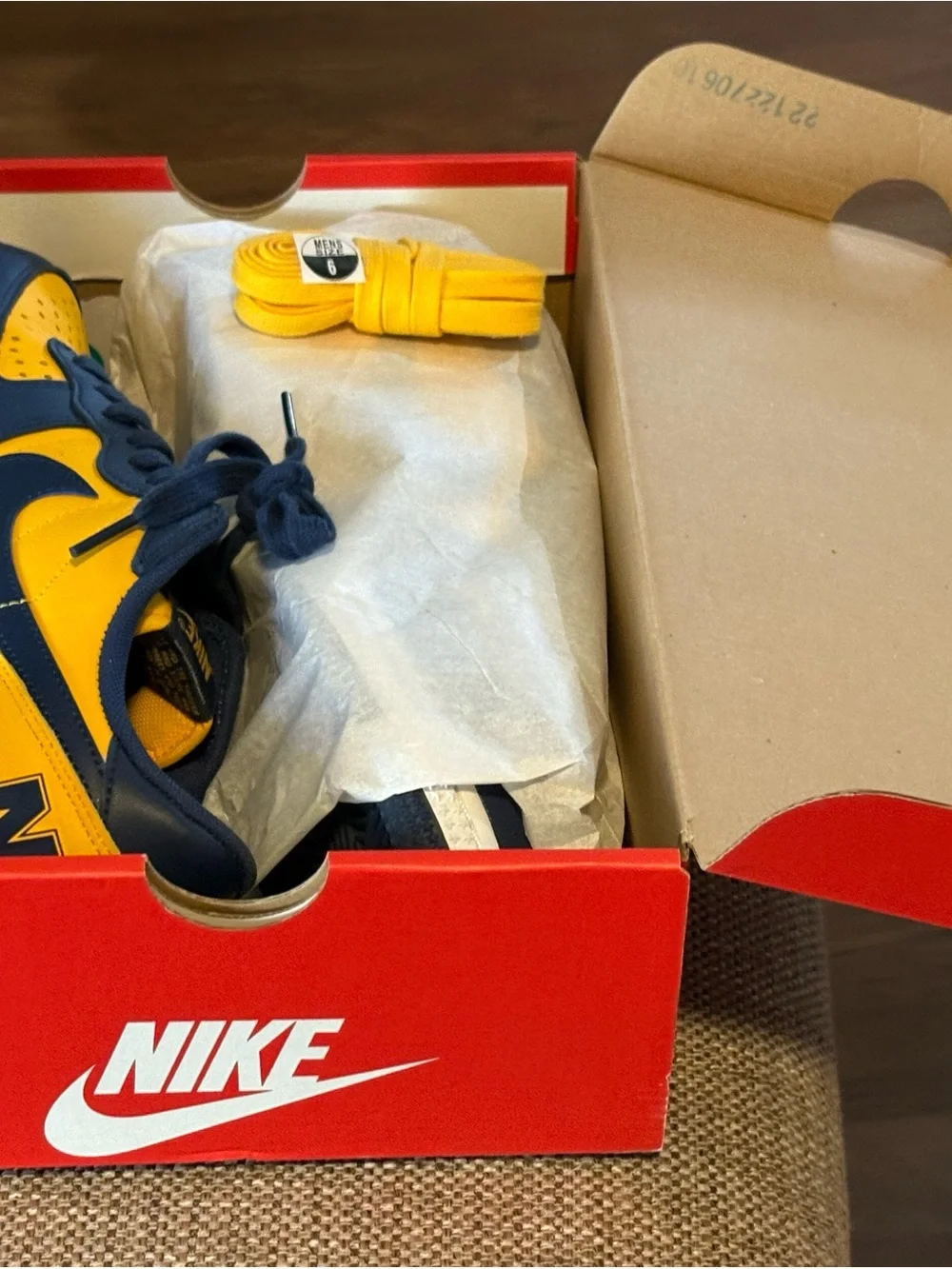 Nike Terminator Low OG Navy and Gold Low-Top Sneakers. Size 6Y/7.5W - Picture 5 of 7